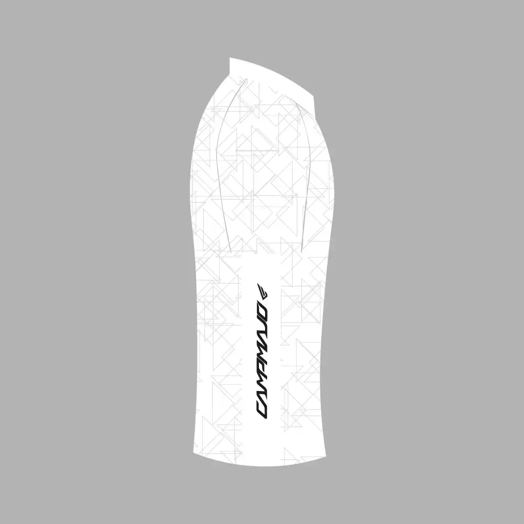 Campmajó white cycling jersey - right.webp