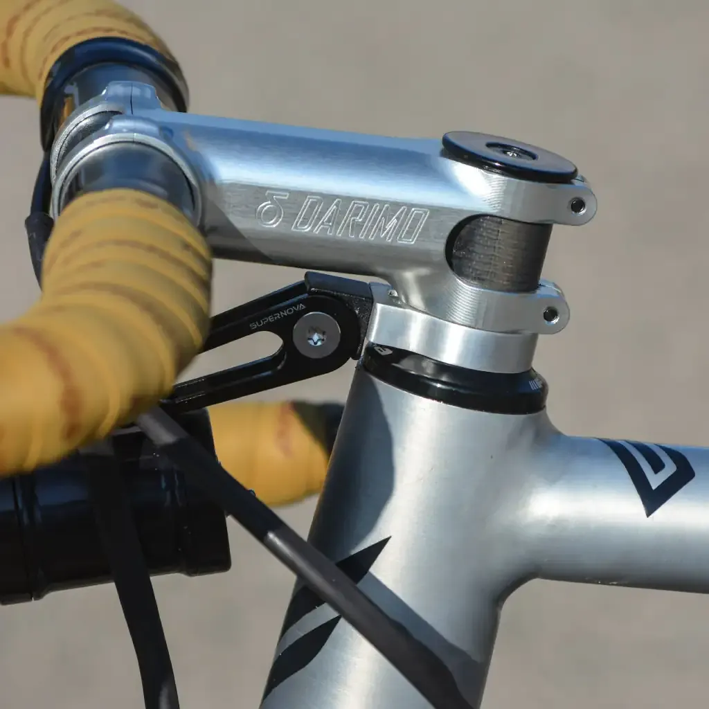 Campmajó - Headset spacer with integrated accessory support - II.webp