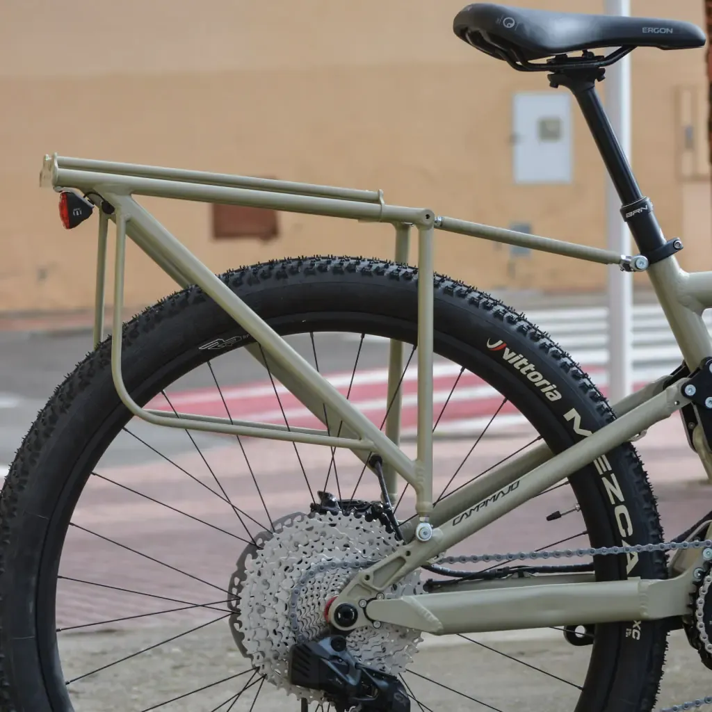 Rear rack for full suspension tandem